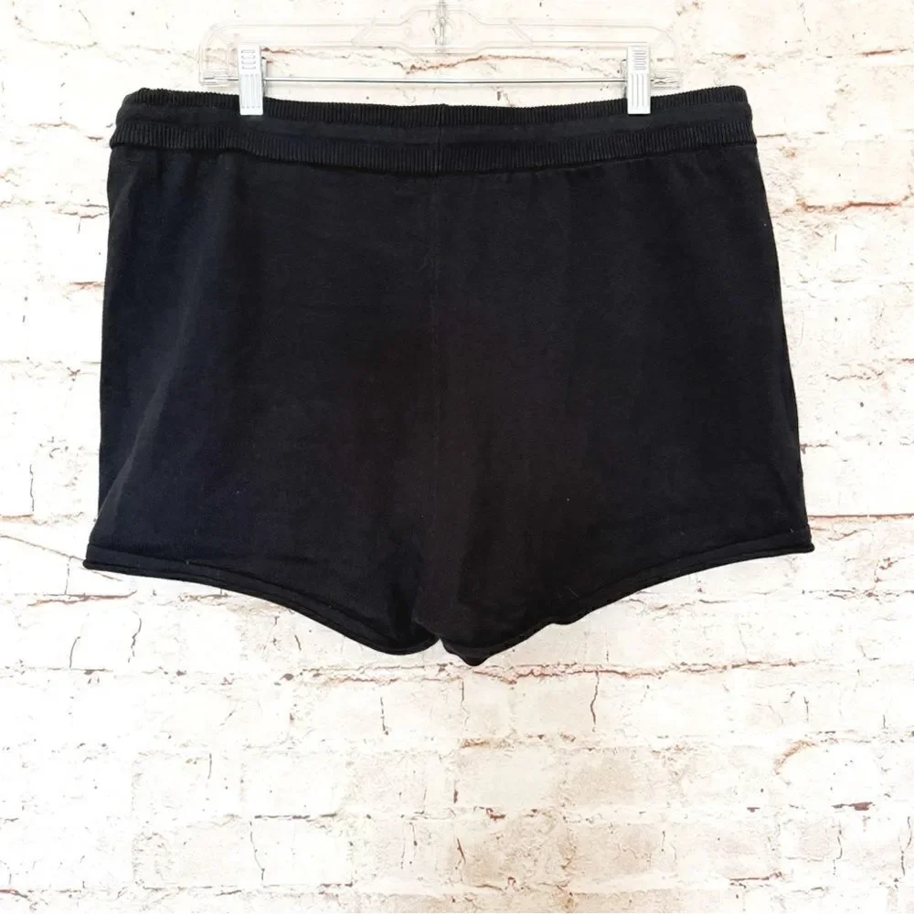 Banana Republic pull on sweater shorts